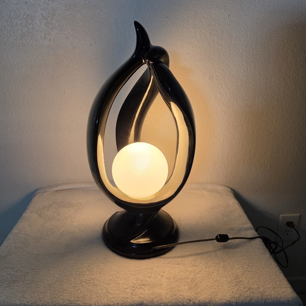 Genuine Harris Lamp of Elegance Ceramic Black Art Deco Electric Lamp Vintage